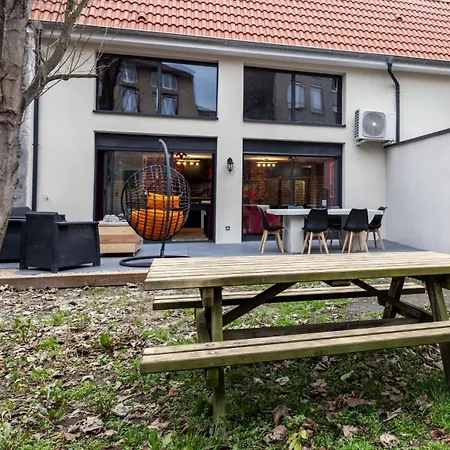 Privatize 3 Lofts 300 M2 & Games Bar By Loft Urban